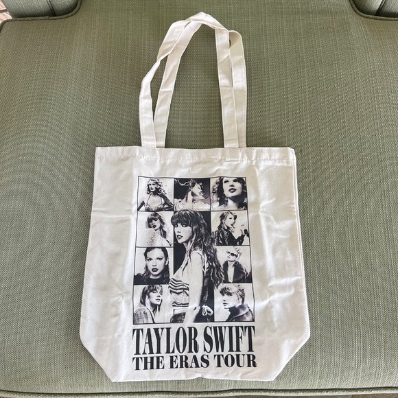 Taylor Swift Eras Tour Tote VIP Canvas Tote Bag - Picture 4 of 8